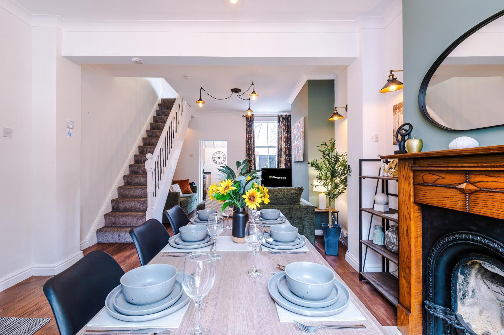 New! Stunning 2-Bed City-Centre Home In Chester By 53 Degrees Property - Ideal For Couples & Groups - Sleeps 6! Buitenkant foto