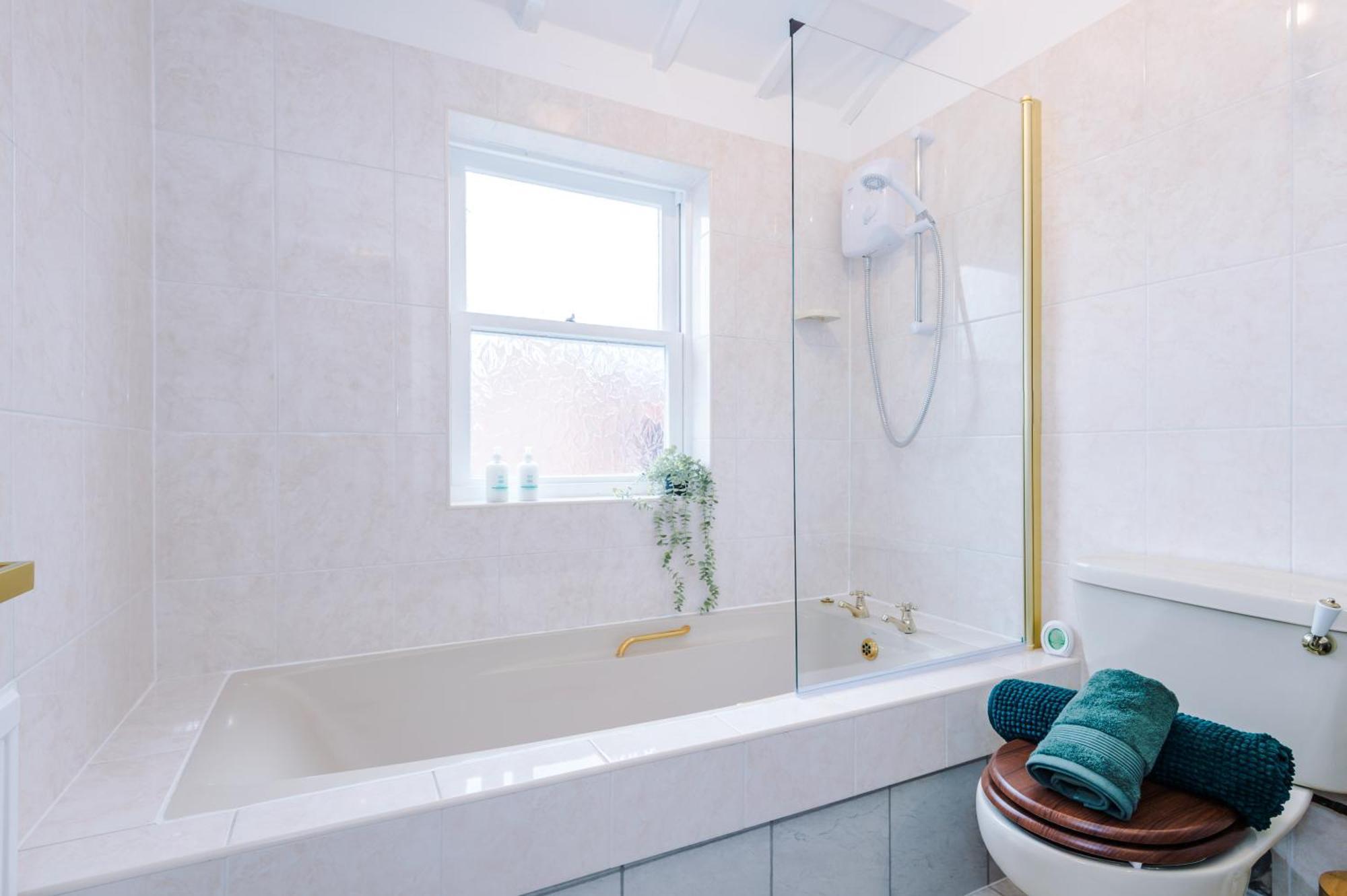New! Stunning 2-Bed City-Centre Home In Chester By 53 Degrees Property - Ideal For Couples & Groups - Sleeps 6! Buitenkant foto